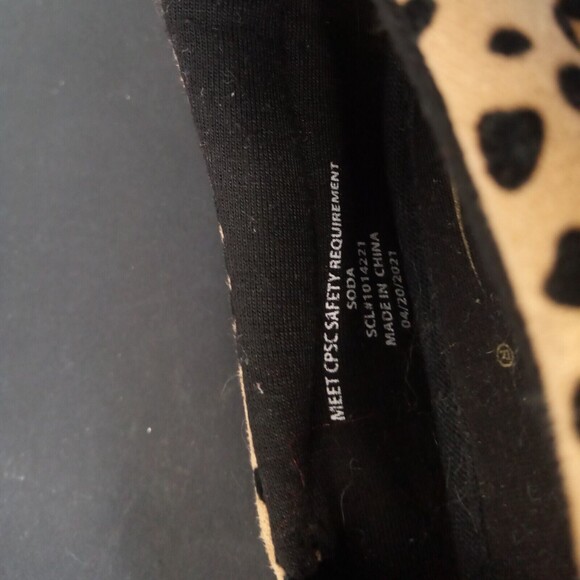 Leopard Canvas Soda Slip on Shoes Size 1 - Picture 9 of 9